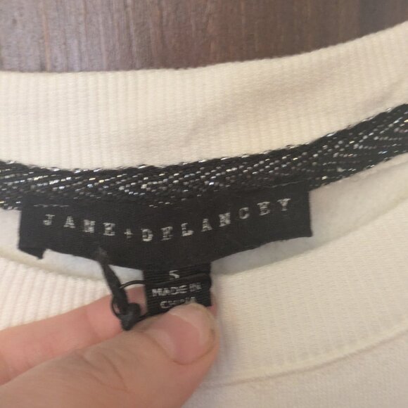 New York City Skyline Graphic Sweatshirt – Cream/White – Women’s - Picture 6 of 6